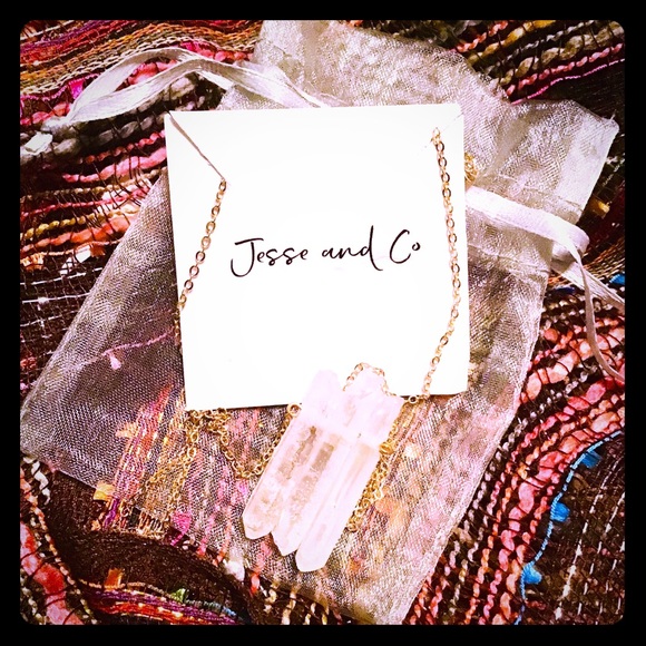 Jesse & Co Jewelry - 🌟BNWT CLEAR TRIPLE QUARTZ NECKLACE BY JESSE & CO